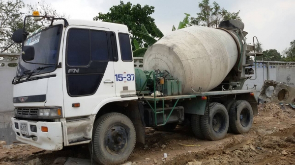 รถโม่ปูนHINOเครื่องEK100โม่6คิว รถสวยพร่อมใช้เอกสารพร้อม