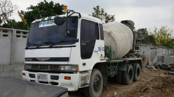 รถโม่ปูนHINOเครื่องEK100โม่6คิว รถสวยพร่อมใช้เอกสารพร้อม