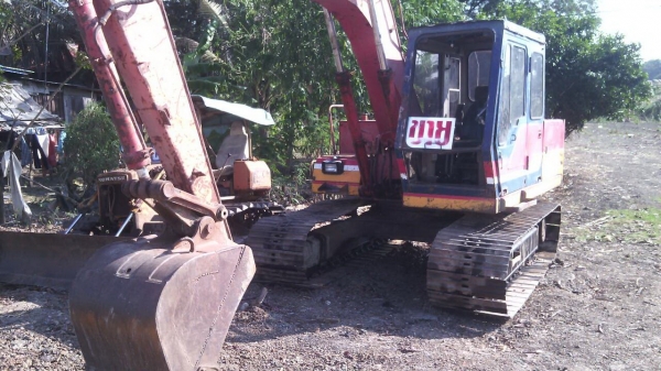 ขายแมคโคร kobelco sk04 100 ราคาถูก 420000 ราคาต่อรองได้คับ