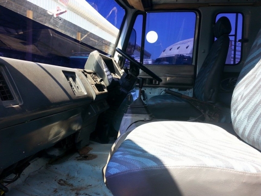 ขายร็อกกี้175แรง เครื่องดี แคชซีสวย ยาง900ขอบ20 พ.เพาเวอร์ ภายในสวย สภาพพร้อมใช้งาน เอกสารพร้อมโอน จัดไฟแนนซ์ได้ เงื่อนไขง่ายๆวันเดียวรับรถ สนใจโทร 090-8588220คุณนะ ID:narong498 หรือ www.truck.in.th/498 หรือfb:ณรงค์ ซื้อขายรถมือสอง (เว็บไซต์ส่วนตัว)