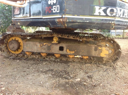 แบคโฮ KOMATSU pc60-5