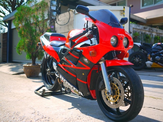 ขาย Nc30 พร้อมทะเบียนแท้ แฟริ่งเดิม เครื่องสดๆ เปลี่ยนเครื่องใหม่แล้วเป็น RVF ขาย Nc30 พร้อมทะเบียนแท้ แฟริ่งเดิม เครื่องสดๆ เปลี่ยนเครื่องใหม่แล้วเป็น RVF