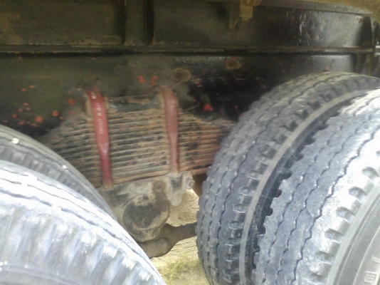 ขายรถสิบล้อ 210 เปลี่ยนเครื่อง 195 มีระบบลากพ่วง