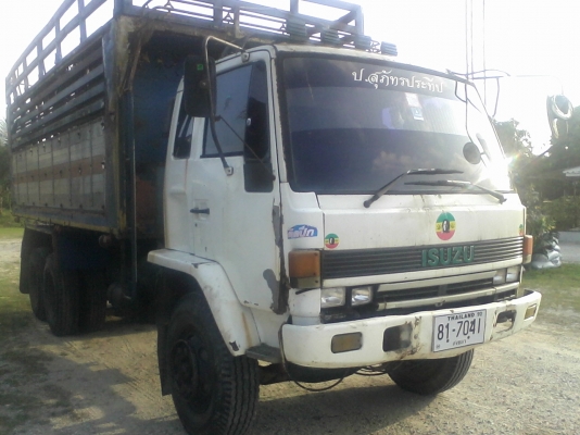 ขายรถสิบล้อ 210 เปลี่ยนเครื่อง 195 มีระบบลากพ่วง