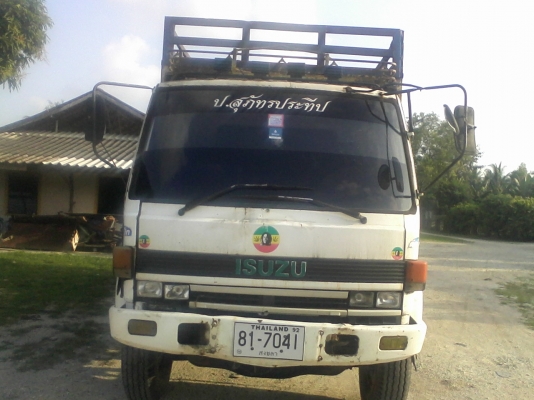 ขายรถสิบล้อ 210 เปลี่ยนเครื่อง 195 มีระบบลากพ่วง