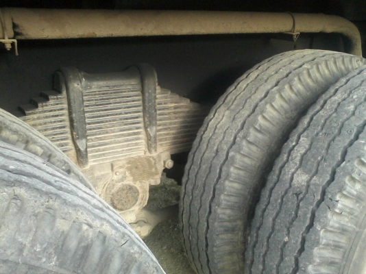 ขายรถสิบล้อ 210 เปลี่ยนเครื่อง 195 มีระบบลากพ่วง