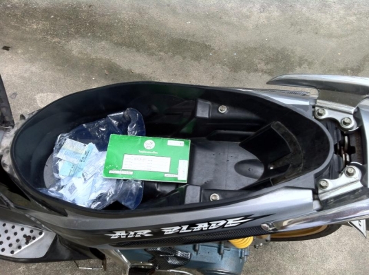 ขายฮอนด้าแอร์เบลด เครื่องเดิม เล่มพร้อมโอน ติดต่อ คุณพรเทพ 084-4573458