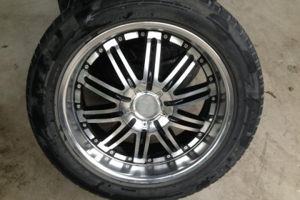 ขายล้อแม็กขอบ 20 6รู 265/50 R20 พร้อมยางปี 09