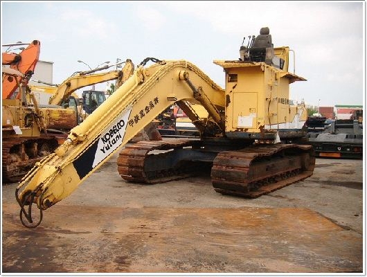 ใกล้มาถึงไทยแล้วค่ะ KOBELCO SK220lc-1  สภาพพร้อมเก่านอกพร้อมใช้งานค่ะ  สนใจติดต่อเจี๊ยบเลยค่ะ 082-3420501