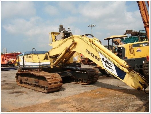 ใกล้มาถึงไทยแล้วค่ะ KOBELCO SK220lc-1  สภาพพร้อมเก่านอกพร้อมใช้งานค่ะ  สนใจติดต่อเจี๊ยบเลยค่ะ 082-3420501