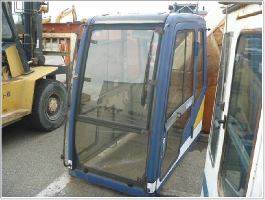 ใกล้มาถึงไทยแล้วค่ะ KOBELCO SK220lc-1  สภาพพร้อมเก่านอกพร้อมใช้งานค่ะ  สนใจติดต่อเจี๊ยบเลยค่ะ 082-3420501