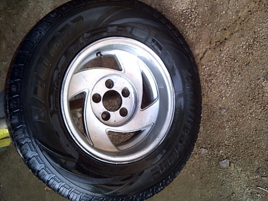 ล้อลายใบพัดครบ4ล้อออฟลึกพร้อมยาง ไม่มีดุ้ง ขายแค่5000