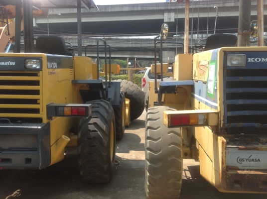 รถตักล้อยาง  WA100-1-3xxxx  สภาพเดิมจากญี่ปุ่น  ยังไม่เคยใช้งานในไทย  โทร.081-373-0559