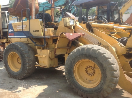 รถตักล้อยาง  WA100-1-3xxxx  สภาพเดิมจากญี่ปุ่น  ยังไม่เคยใช้งานในไทย  โทร.081-373-0559