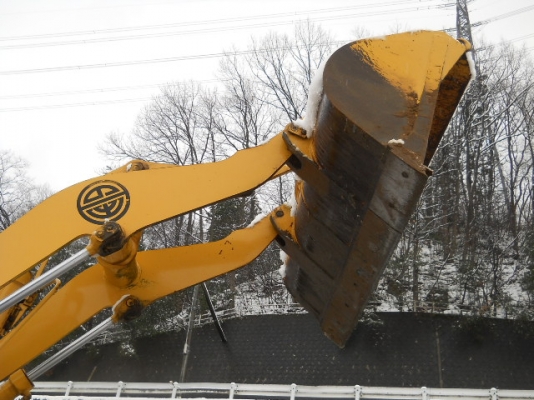 รถตักล้อยาง  WA100-1-3xxxx  สภาพเดิมจากญี่ปุ่น  ยังไม่เคยใช้งานในไทย  โทร.081-373-0559