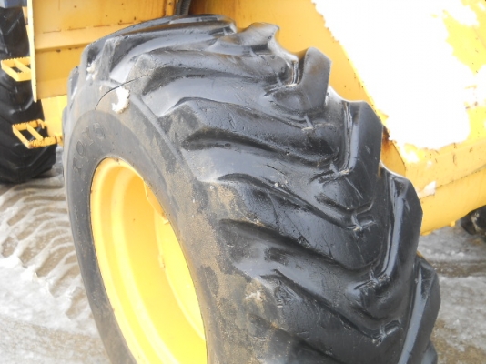 รถตักล้อยาง  WA100-1-3xxxx  สภาพเดิมจากญี่ปุ่น  ยังไม่เคยใช้งานในไทย  โทร.081-373-0559