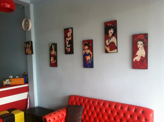 เซ้งร้าน เสริมสวย มีลูกค้าประจำ รายได้เดือนละ 25000-50000 กว่าๆ ใกล้เวอคพอยต์รังสิต 0819928845