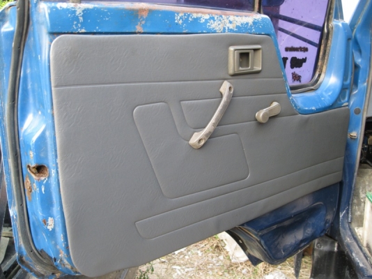 ขายTOYOTA DANY 200