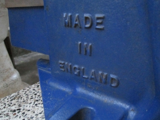 ของหายาก ปากกาจับเหล็ก RECORD NO.8 ( MADE IN ENGLAND ) สภาพไม่เคยผ่านการใช้งาน ของหายาก ปากกาจับเหล็ก RECORD NO.8 ( MADE IN ENGLAND ) สภาพไม่เคยผ่านการใช้งาน