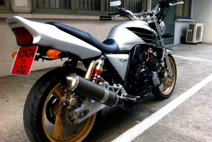 ขาย CB400 ปี98 เวอชั่นS อินวอยแท้ๆ สภาพสวยๆ ราคา82000บาท ด่วนๆๆ ต่อรองได้ครับ