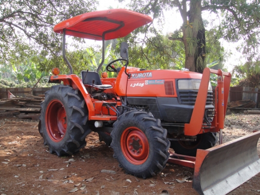 คูโบต้า L3408 4 WD 2 เพลา ใบมีดหน้า  ผาน 6x22 ทำงาน สภาพดีครับ..