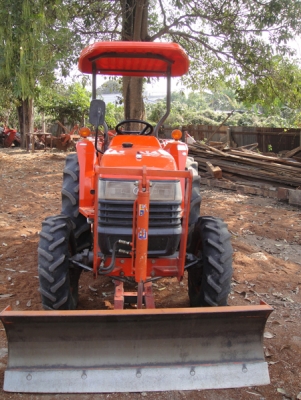 คูโบต้า L3408 4 WD 2 เพลา ใบมีดหน้า  ผาน 6x22 ทำงาน สภาพดีครับ..