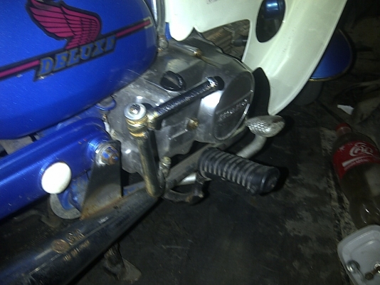 ปล่อย2คันครับ c70ทะเบียนเครื่องดรีม100 กับ yamaha tdr80ทะเบียนเครื่องโนวา110ดิสเบรคหน้าหลัง ทรงคล้ายๆksrครับ ..เครื่องดีทั้งคู่ อยุ่กรุงเทพ เหมา2คัน19999
