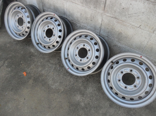 กะทะล้อ 15นิ้ว 6รู ของใหม่