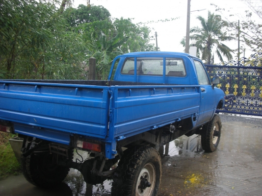 (ลดราคาอยากขายมาๆๆ)ขายม้ากระโดดวางคานเเข็ง 4X4