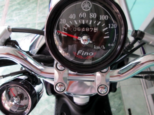 ขาย Finoคลาสสิค  รถปลายปี55 สีแดงไมล์ 3พันโล ตัวท๊อปคลอบไฟเปนโคเมี่ยม 26500