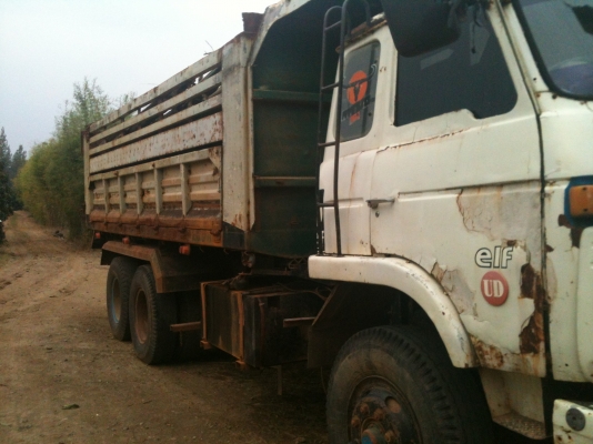 ขาย nissan ud cw30 เครื่อง pe6 225แรงม้า สองเพลาดั้ม สโลว์อินเตอร์  เบรกจิ๊ปฟี่