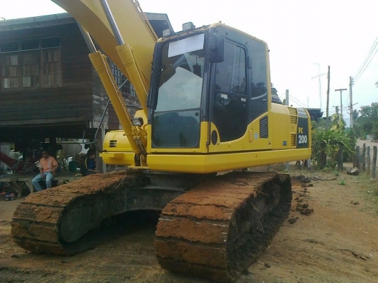 KOMATSU PC 200-8 สภาพสวยเหมือนใหม่ ทำงาน 1,127 ชม. ช่วงล่างเต็มพร้อมใช้งานได้เลย เอกสารเล่มทะเบียนครบพร้อมโอน ราคาต่อรองเงินดาวน์ได้นะครับ