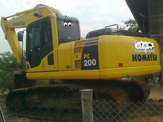 KOMATSU PC 200-8 สภาพสวยเหมือนใหม่ ทำงาน 1,127 ชม. ช่วงล่างเต็มพร้อมใช้งานได้เลย เอกสารเล่มทะเบียนครบพร้อมโอน ราคาต่อรองเงินดาวน์ได้นะครับ