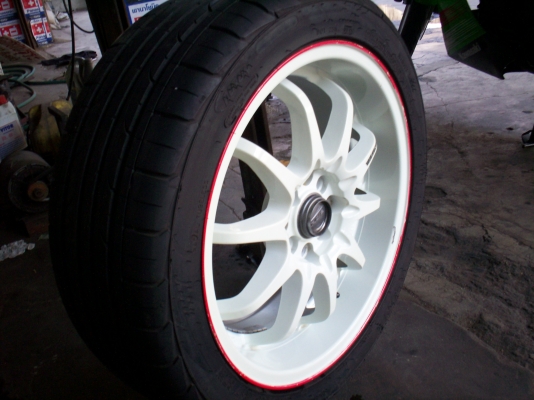 ขาย แม็กVOLK RACING 17" สีขาวพร้อมยาง215/45/17