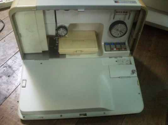 ขายจักรเย็บผ้าญี่ปุ่น riccar เก็บเป็นกระเป๋า
