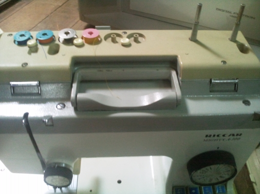 ขายจักรเย็บผ้าญี่ปุ่น riccar เก็บเป็นกระเป๋า