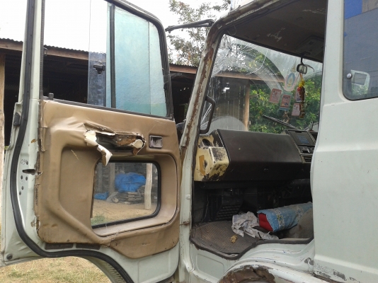 ขาย6ล้อใหญ่ ยาว6เมตร สภาพพร้อมใช้ เอกสารพร้อมโอน