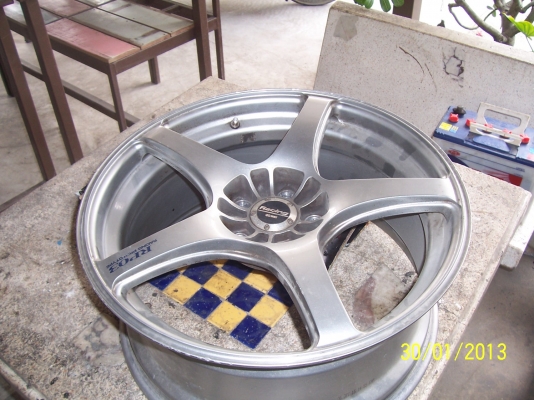 ล้อ ENKEI PRO3  ขอบ 19 กว้าง8.5-9.5 ET 42 5.114.3 แท้ 53000 บาท