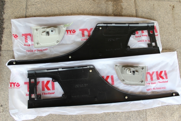 ชุดปังตอ ชายประตูสิงค์ไฮเทค ขายคู่