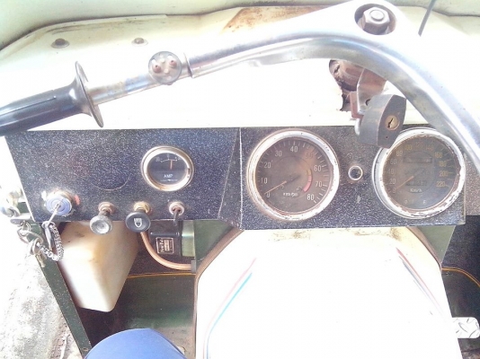 ขายสามล้อถูกๆสภาพพร้อมใช้เลย 35000 บาท