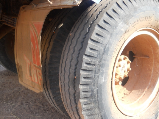 ขาย 6 ล้อ ISUZU NPR 115 รถห้างแท้ ปี33