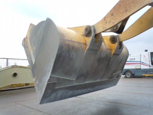 รถตักล้อยาง  WA380-5-60418  สภาพสวย กำลังเดินทางเข้าไทย  จากญี่ปุ่น  ไม่เคยใช้งานในไทย  โทร.081-373-0559