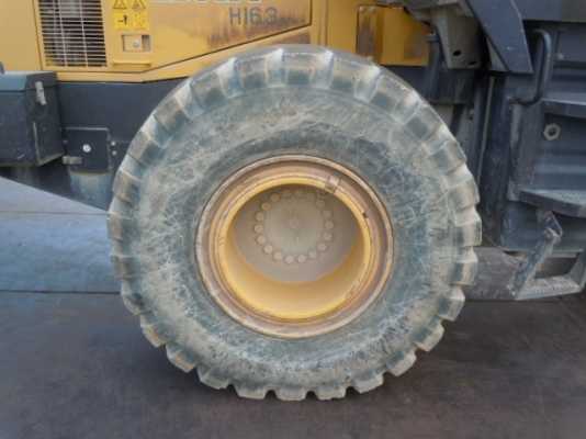 รถตักล้อยาง  WA380-5-60418  สภาพสวย กำลังเดินทางเข้าไทย  จากญี่ปุ่น  ไม่เคยใช้งานในไทย  โทร.081-373-0559