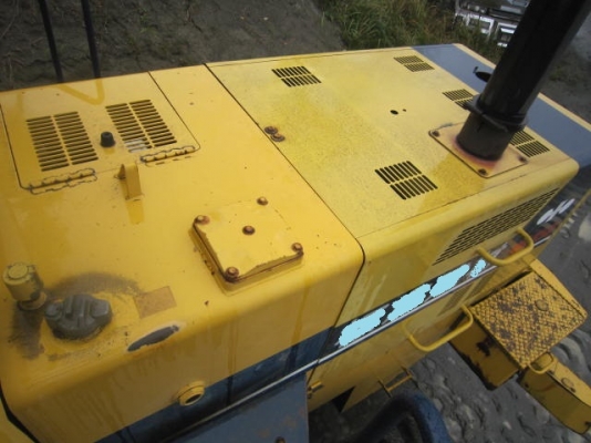 รถตักล้อยาง  WA350-1-20423  สภาพเดิมจากญี่ปุ่น  ยังไม่เคยใช้งานในไทย  รถอยู่ระหว่างเดินทางเข้าไทย  โทร.081-373-0559