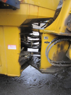 รถตักล้อยาง  WA350-1-20423  สภาพเดิมจากญี่ปุ่น  ยังไม่เคยใช้งานในไทย  รถอยู่ระหว่างเดินทางเข้าไทย  โทร.081-373-0559