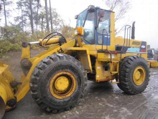 รถตักล้อยาง  WA350-1-20423  สภาพเดิมจากญี่ปุ่น  ยังไม่เคยใช้งานในไทย  รถอยู่ระหว่างเดินทางเข้าไทย  โทร.081-373-0559