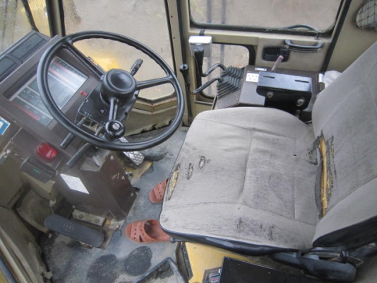 รถตักล้อยาง  WA350-1-20423  สภาพเดิมจากญี่ปุ่น  ยังไม่เคยใช้งานในไทย  รถอยู่ระหว่างเดินทางเข้าไทย  โทร.081-373-0559