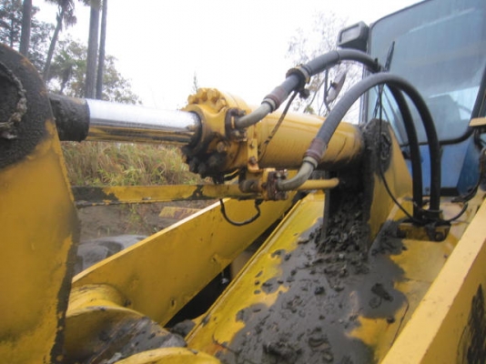 รถตักล้อยาง  WA350-1-20423  สภาพเดิมจากญี่ปุ่น  ยังไม่เคยใช้งานในไทย  รถอยู่ระหว่างเดินทางเข้าไทย  โทร.081-373-0559