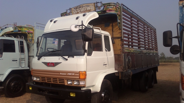 รถสวยสภาพเดิม ราคาถูก