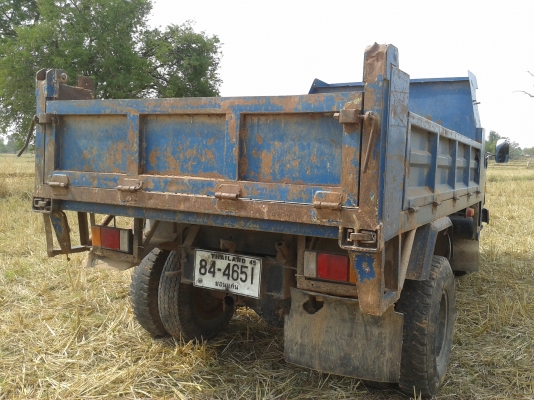 ขาย6ล้อดั้ม 115 แรง สภาพพร้อมใช้ เอกสารพร้อมโอน